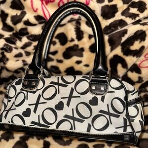 XOXO Stylish Black and White Handbag